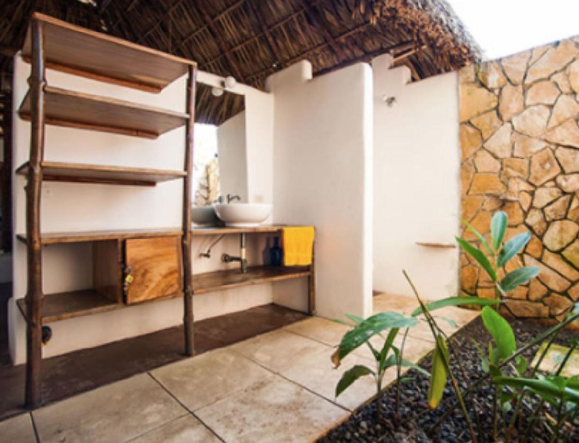 Hotel Paredon Surf House à El Paredón Buena Vista Chambre photo