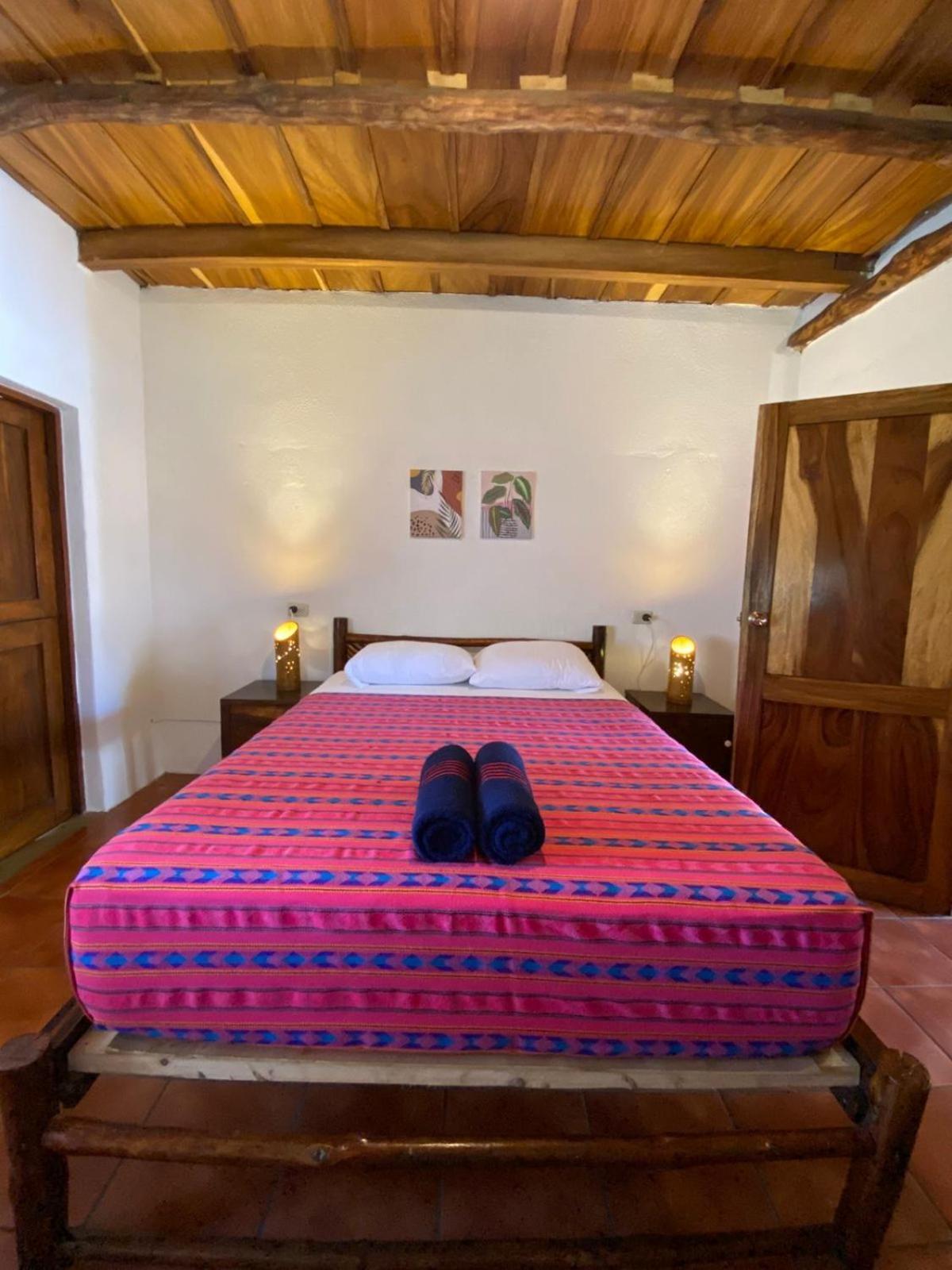 Hotel Paredon Surf House à El Paredón Buena Vista Extérieur photo